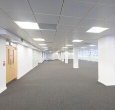 7 West Nile St, Glasgow to rent Interior Photo- Image 1 of 2