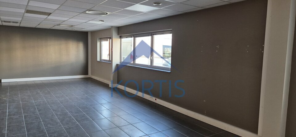 50 Rue Jean Zay, Saint-Priest to rent - Interior Photo - Image 3 of 8