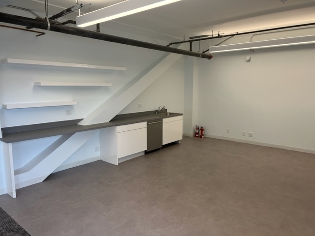 209-223 Castro St, Mountain View, CA for rent - Interior Photo - Image 3 of 12