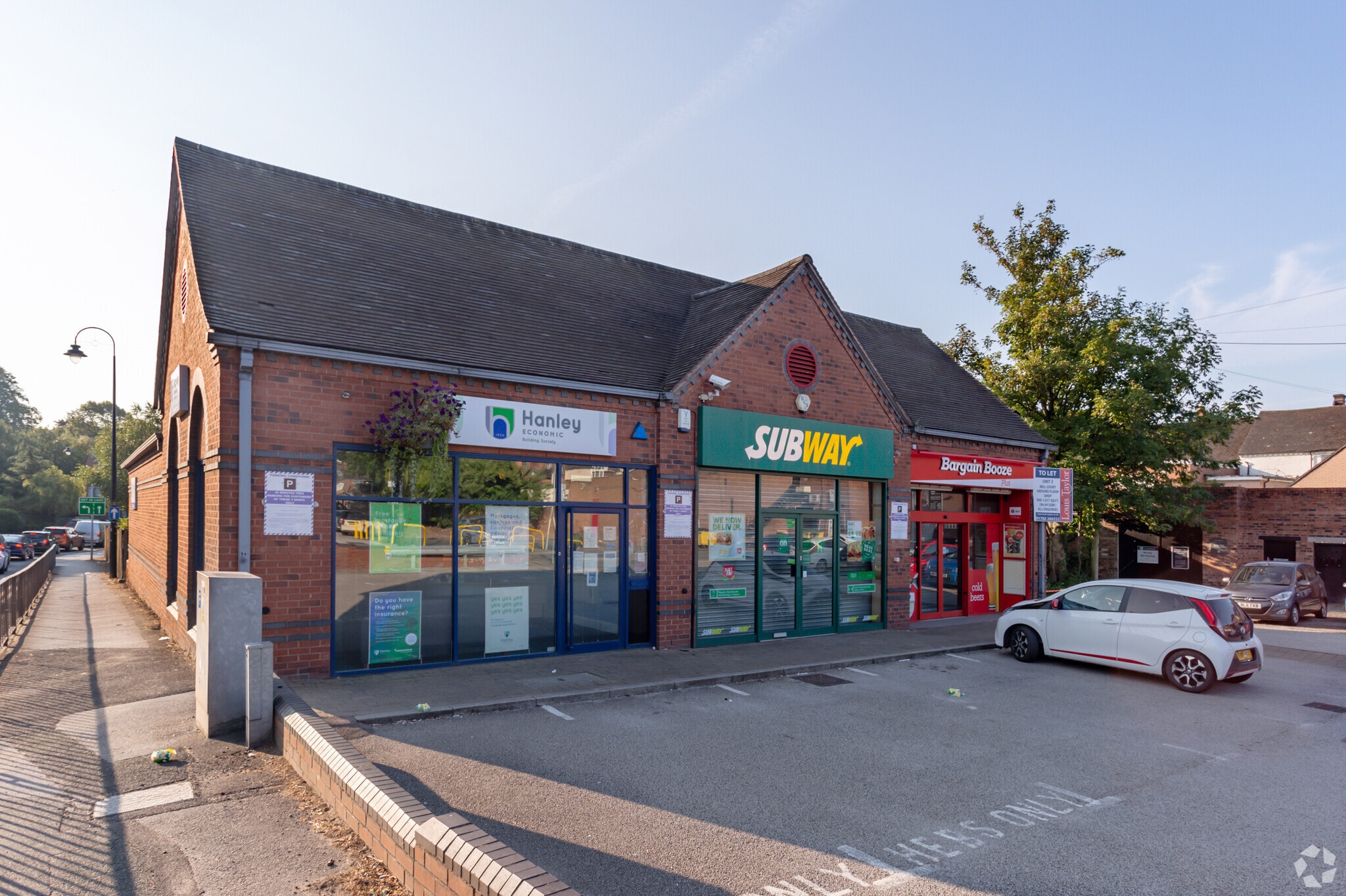 Mill St, Stone for sale Primary Photo- Image 1 of 1