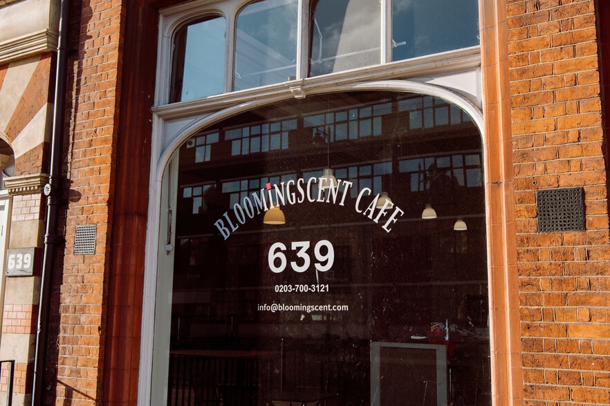 639 High Rd, London to rent - Building Photo - Image 2 of 13