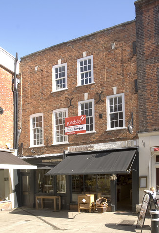 More details for 18 The Square, Winchester - Retail for Rent